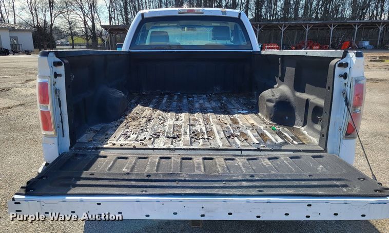 image for item DO3543 2010 Ford F150 XL  pickup truck