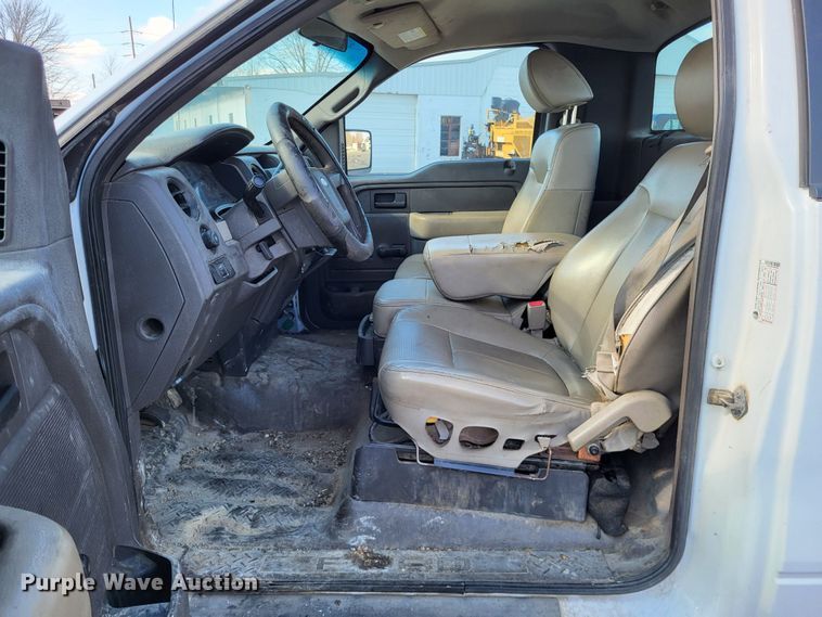 image for item DO3543 2010 Ford F150 XL  pickup truck