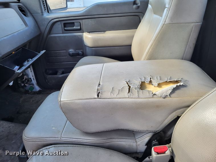 image for item DO3543 2010 Ford F150 XL  pickup truck