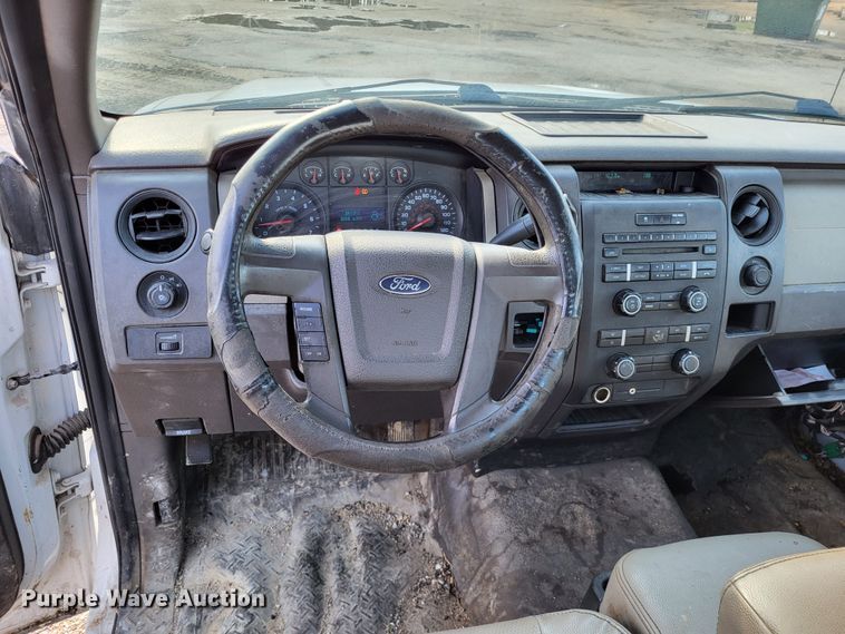 image for item DO3543 2010 Ford F150 XL  pickup truck