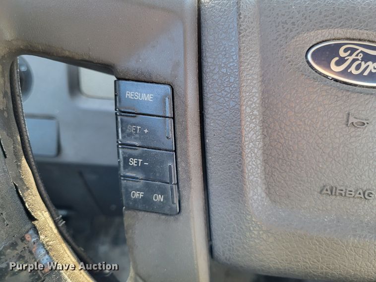 image for item DO3543 2010 Ford F150 XL  pickup truck