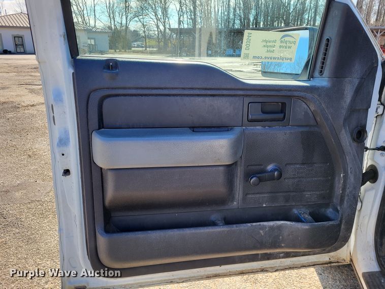 image for item DO3544 2012 Ford F150 XL  pickup truck