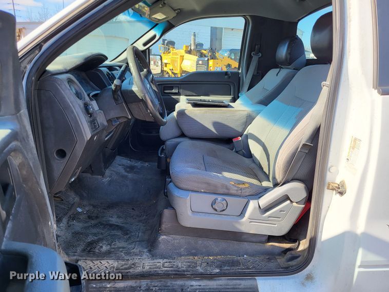 image for item DO3544 2012 Ford F150 XL  pickup truck