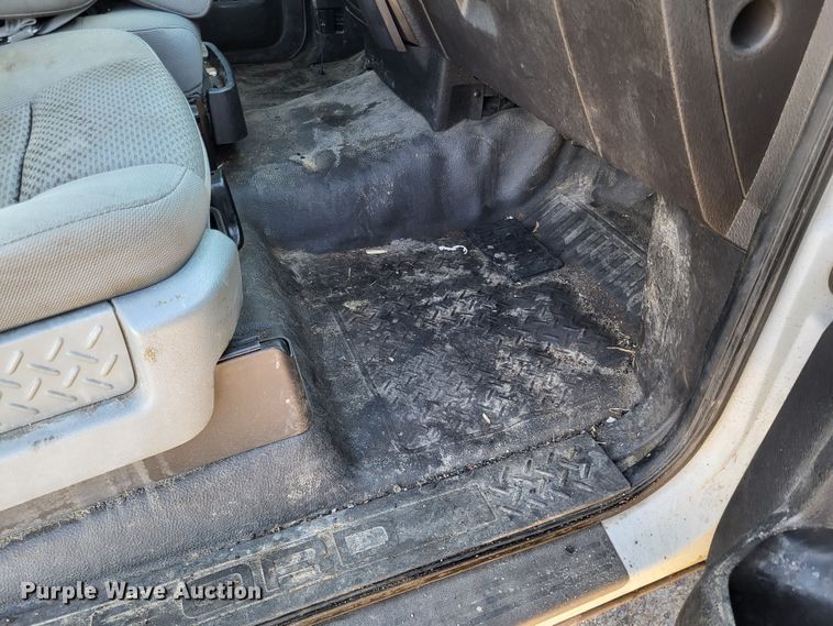 image for item DO3544 2012 Ford F150 XL  pickup truck