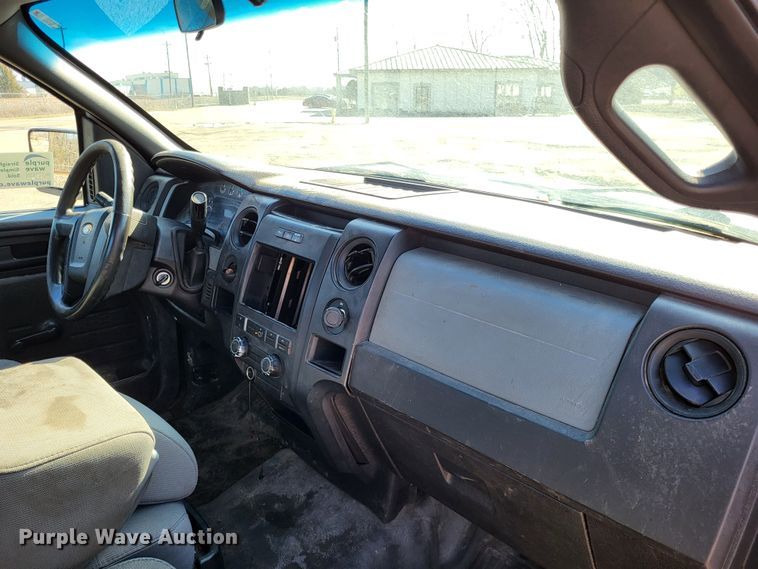 image for item DO3544 2012 Ford F150 XL  pickup truck