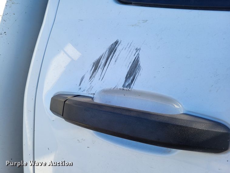 image for item DO3555 2015 Chevrolet Silverado 3500HD  Crew Cab utility bed pickup truck