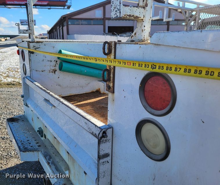 image for item DO3555 2015 Chevrolet Silverado 3500HD  Crew Cab utility bed pickup truck