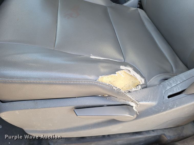 image for item DO3555 2015 Chevrolet Silverado 3500HD  Crew Cab utility bed pickup truck