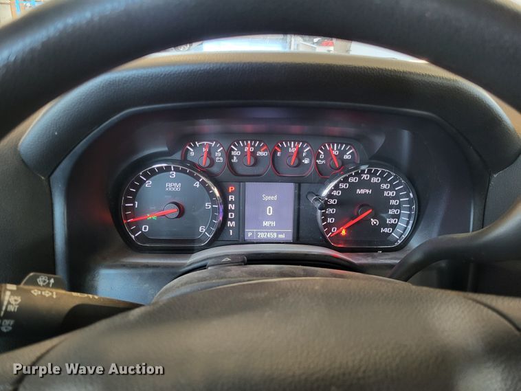 image for item DO3555 2015 Chevrolet Silverado 3500HD  Crew Cab utility bed pickup truck