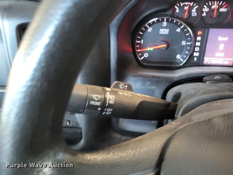 image for item DO3555 2015 Chevrolet Silverado 3500HD  Crew Cab utility bed pickup truck