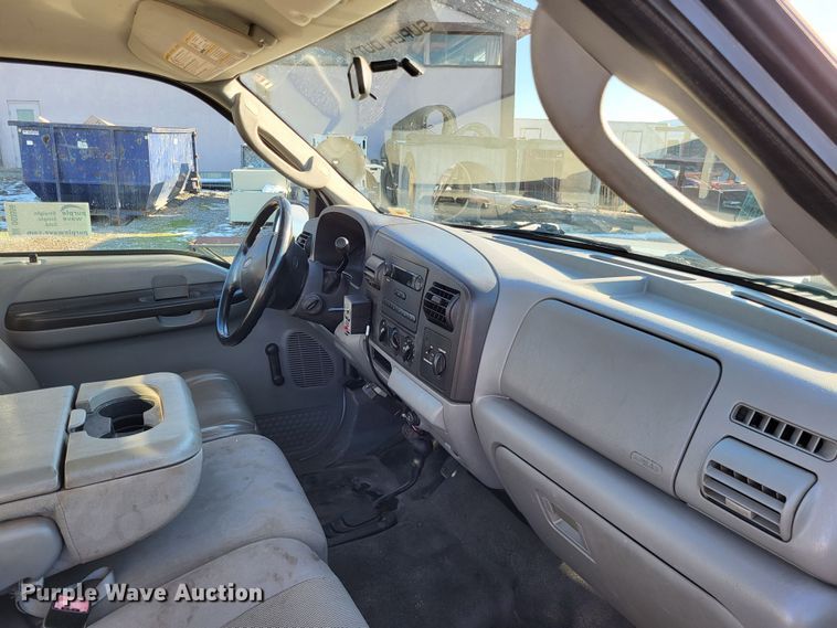 image for item DO3556 2007 Ford F250 Super Duty XL  pickup truck