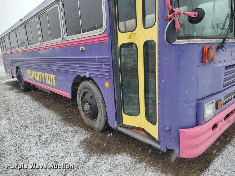 image for item DO3698 1990 Blue Bird TC2000  party bus