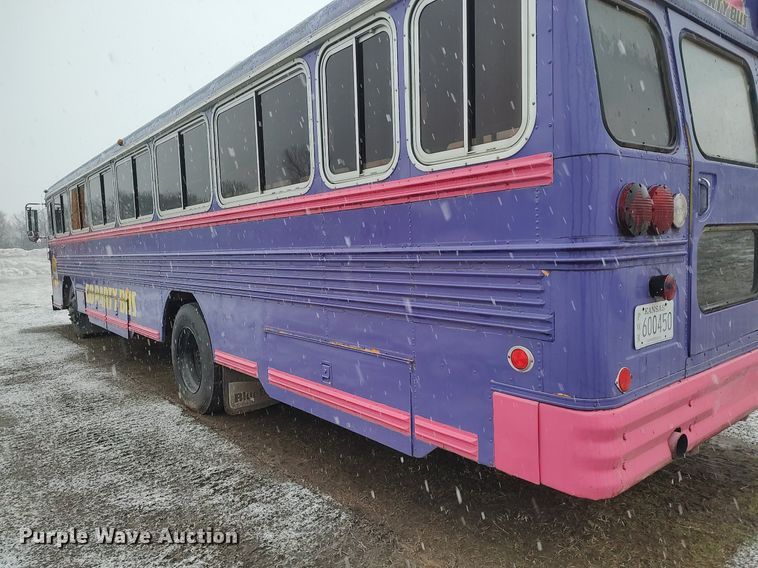 image for item DO3698 1990 Blue Bird TC2000  party bus