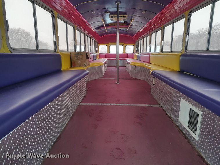 image for item DO3698 1990 Blue Bird TC2000  party bus