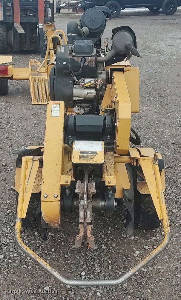 image for item DO3718 2011 Vermeer SC252  stump grinder