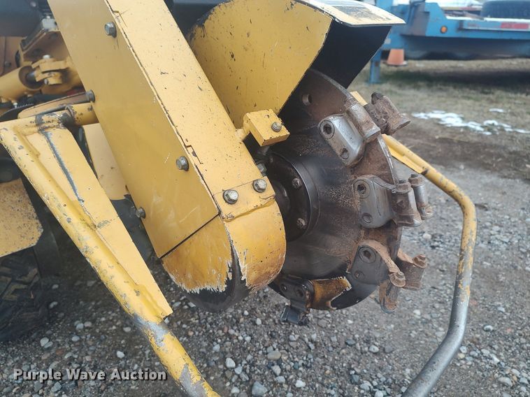 image for item DO3718 2011 Vermeer SC252  stump grinder