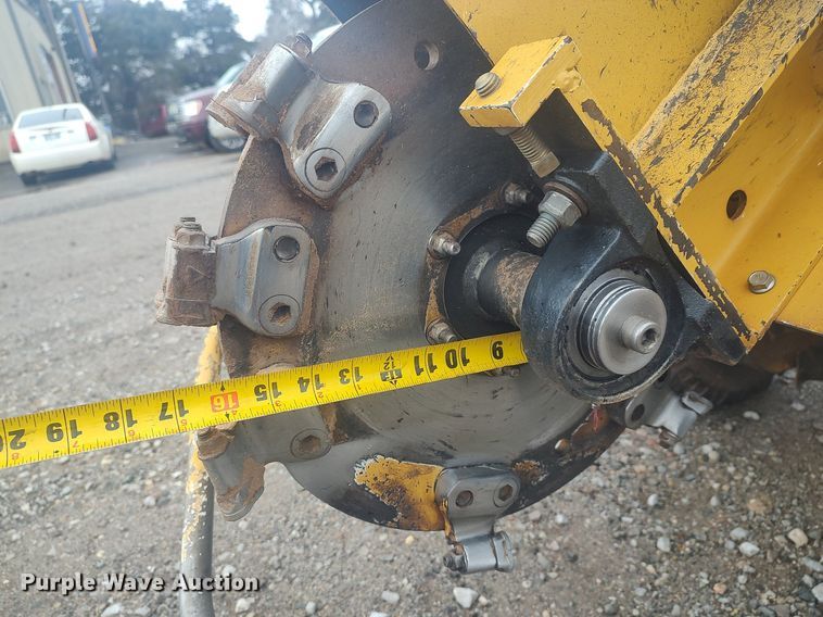 image for item DO3718 2011 Vermeer SC252  stump grinder