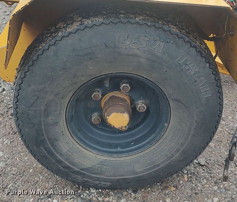 image for item DO3718 2011 Vermeer SC252  stump grinder