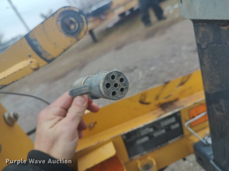 image for item DO3718 2011 Vermeer SC252  stump grinder