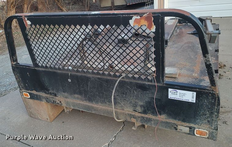 image for item DO3724 Knapheide  hydraulic bale bed