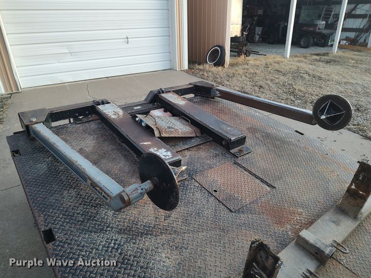 image for item DO3724 Knapheide  hydraulic bale bed