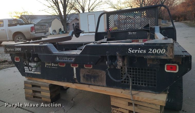 image for item DO3724 Knapheide  hydraulic bale bed