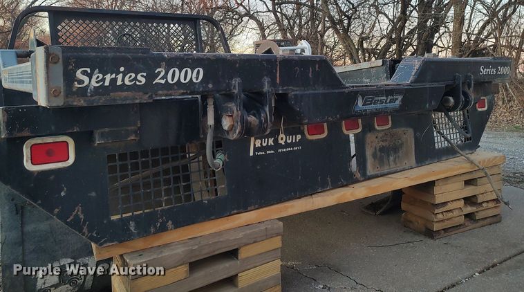 image for item DO3724 Knapheide  hydraulic bale bed