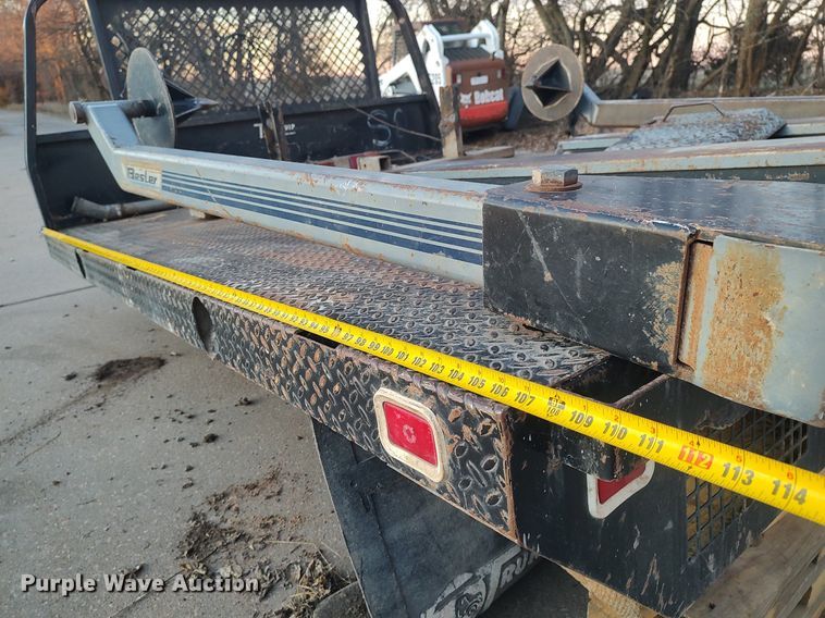 image for item DO3724 Knapheide  hydraulic bale bed