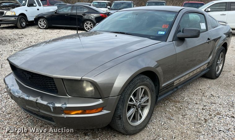 image for item DP0002 2005 Ford Mustang