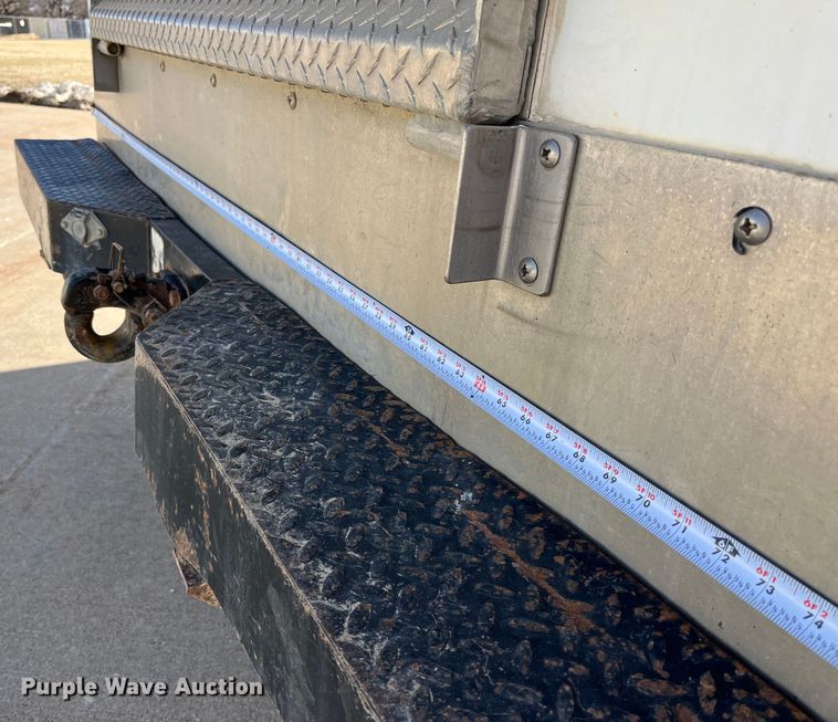 image for item DP0463 2006 Chevrolet Silverado 3500  utility bed pickup truck