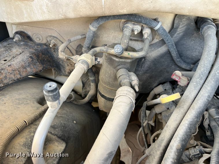 image for item DP0463 2006 Chevrolet Silverado 3500  utility bed pickup truck