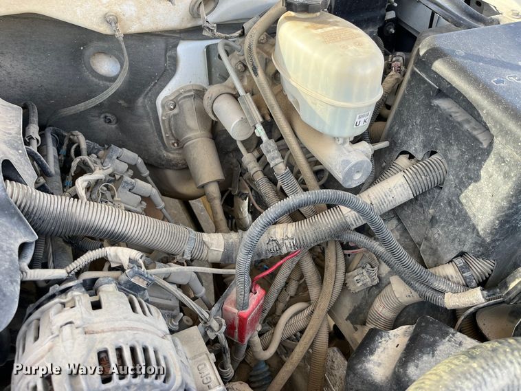 image for item DP0463 2006 Chevrolet Silverado 3500  utility bed pickup truck