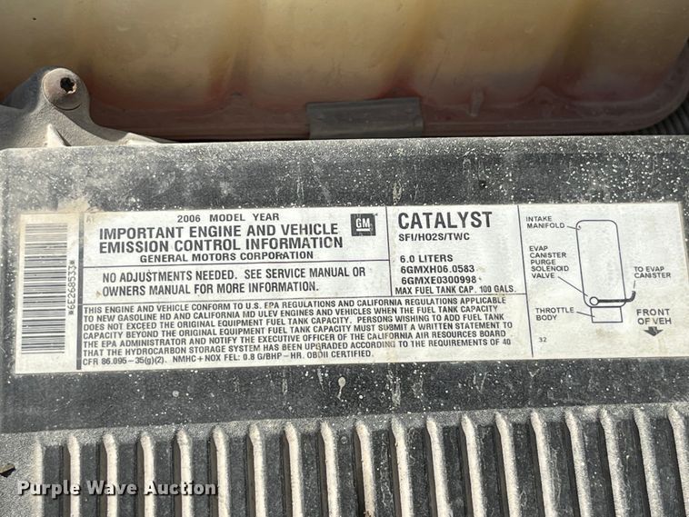 image for item DP0463 2006 Chevrolet Silverado 3500  utility bed pickup truck