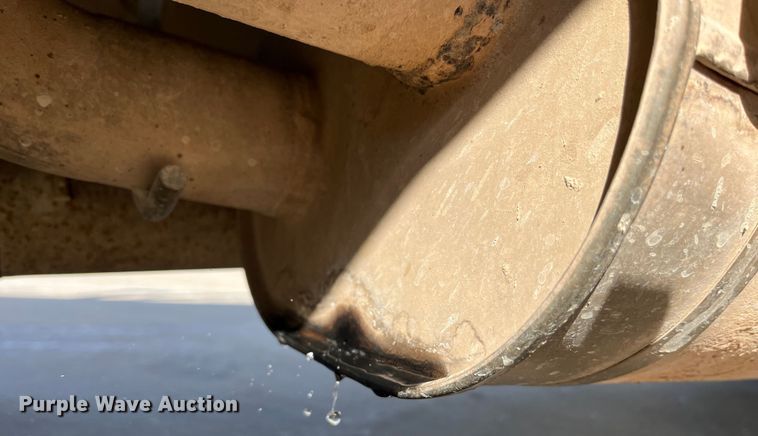 image for item DP0463 2006 Chevrolet Silverado 3500  utility bed pickup truck