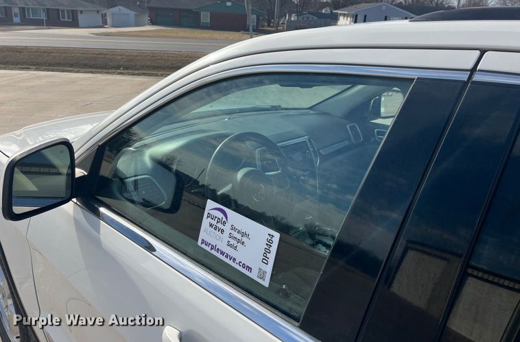 image for item DP0464 2012 Jeep Grand Cherokee Laredo  SUV