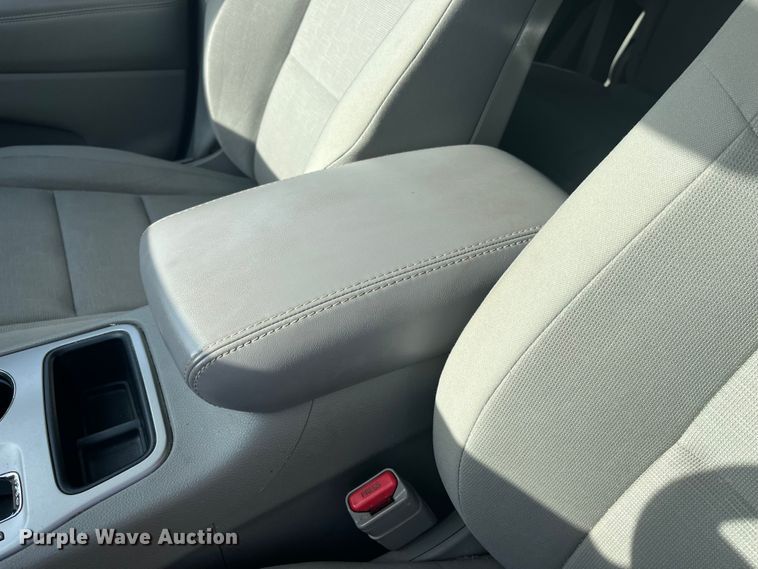 image for item DP0464 2012 Jeep Grand Cherokee Laredo  SUV