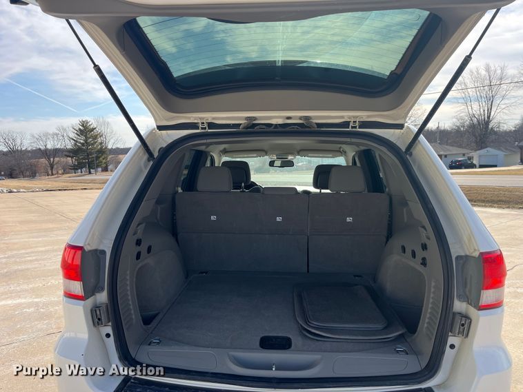 image for item DP0464 2012 Jeep Grand Cherokee Laredo  SUV