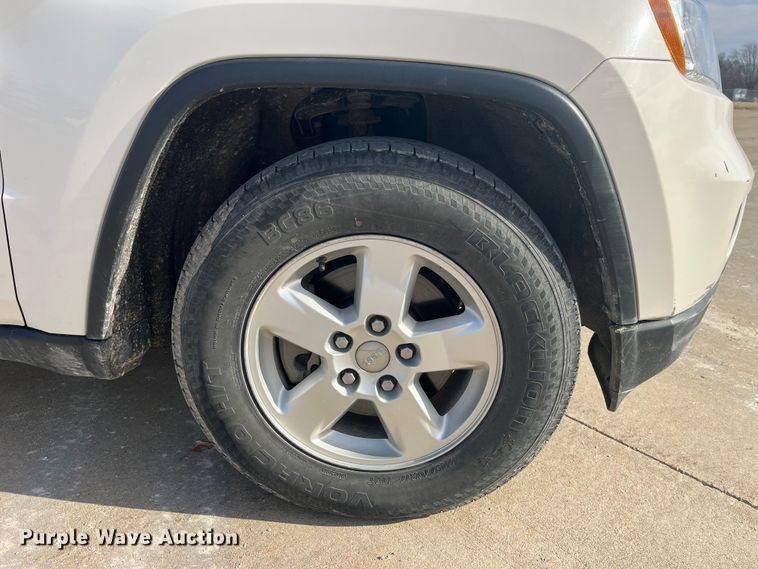 image for item DP0464 2012 Jeep Grand Cherokee Laredo  SUV