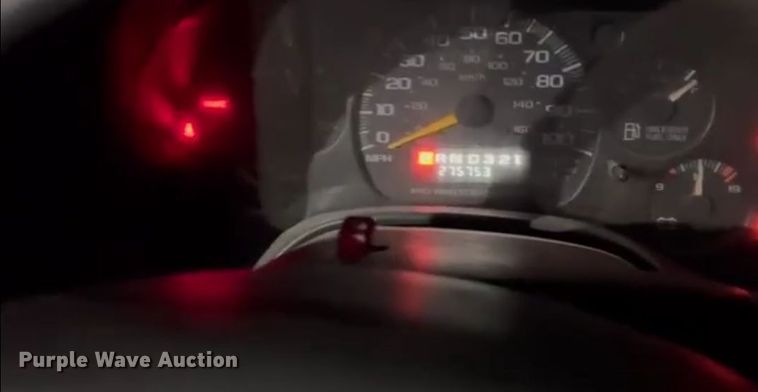 image for item DP3049 2000 Chevrolet Express 3500  school bus