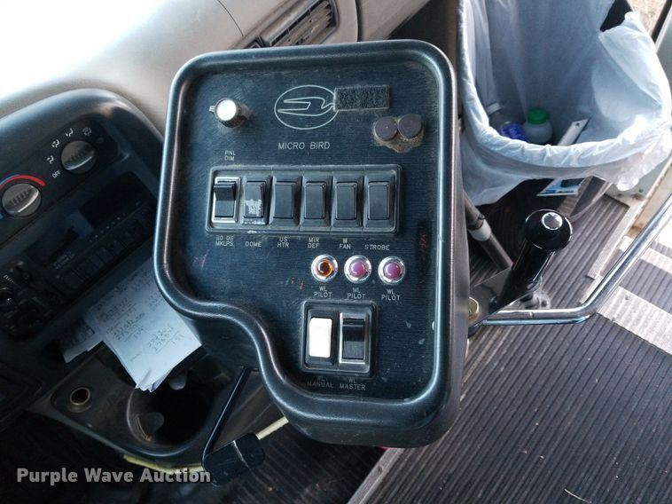 image for item DP3049 2000 Chevrolet Express 3500  school bus