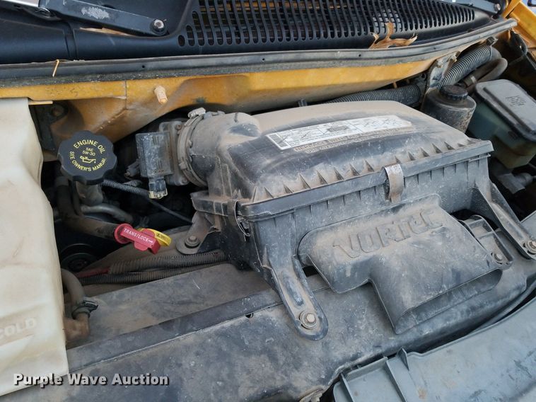 image for item DP3049 2000 Chevrolet Express 3500  school bus