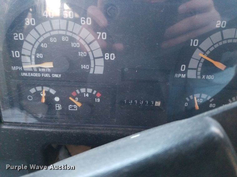 image for item DP3050 1993 Blue Bird  school bus