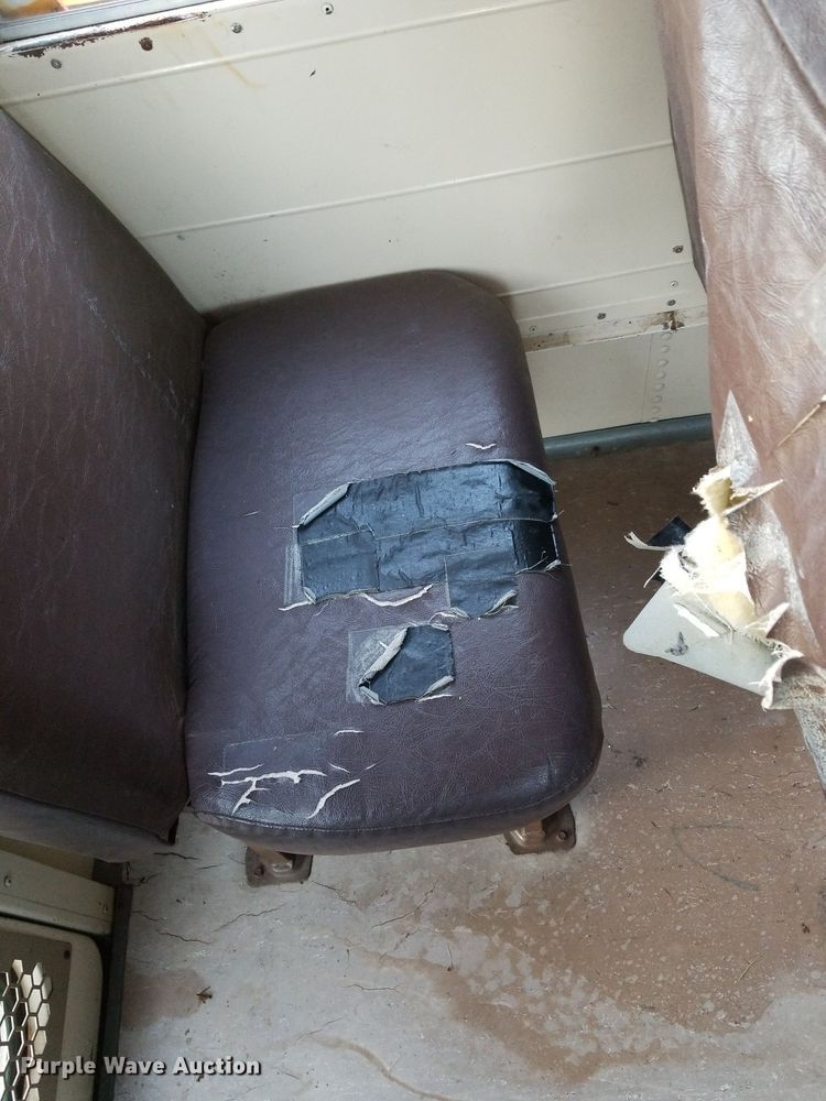 image for item DP3050 1993 Blue Bird  school bus