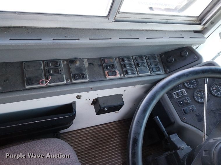 image for item DP3051 2002 Blue Bird TC2000  school bus