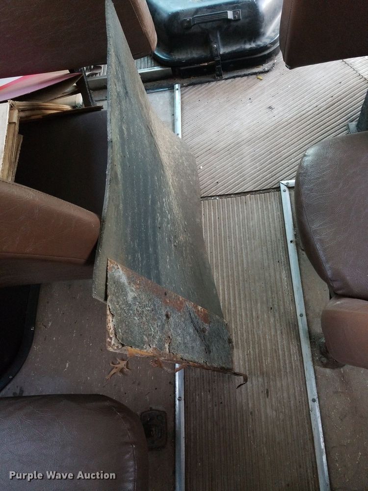 image for item DP3051 2002 Blue Bird TC2000  school bus