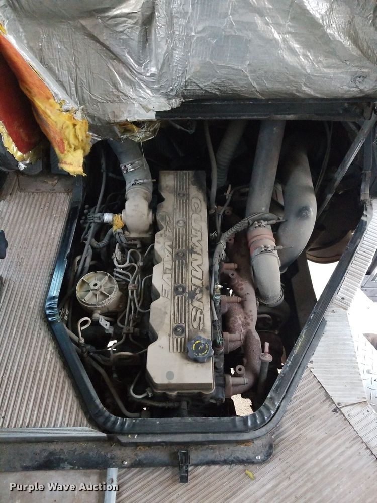 image for item DP3051 2002 Blue Bird TC2000  school bus