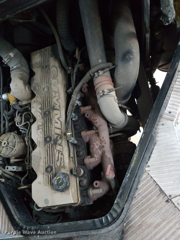 image for item DP3051 2002 Blue Bird TC2000  school bus