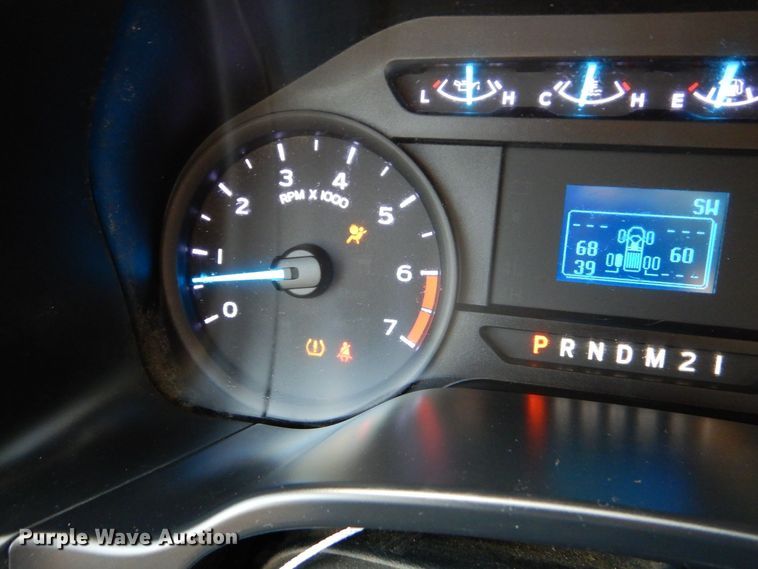 image for item DP8610 2019 Ford F350 Super Duty XL  Crew Cab utility bed pickup truck