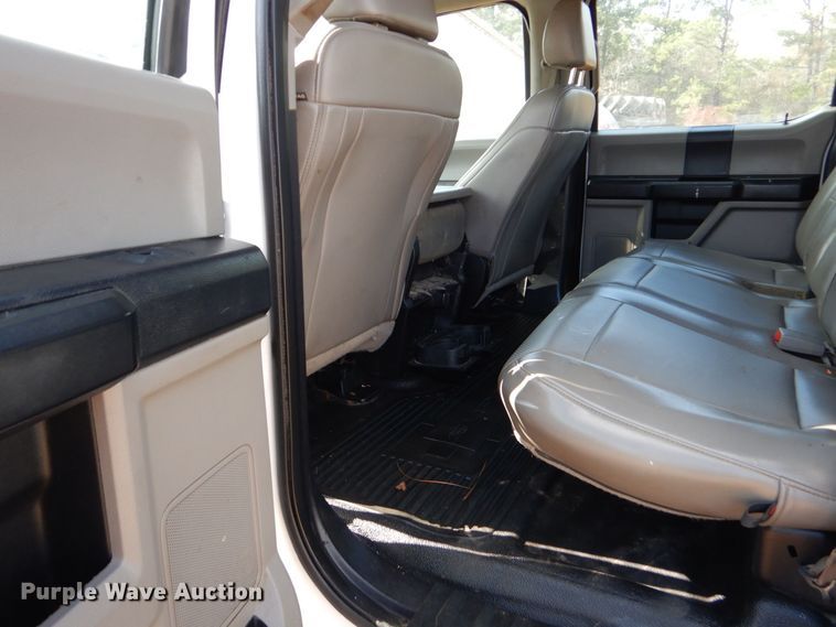 image for item DP8610 2019 Ford F350 Super Duty XL  Crew Cab utility bed pickup truck