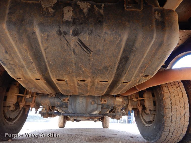 image for item DP8610 2019 Ford F350 Super Duty XL  Crew Cab utility bed pickup truck